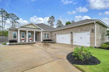 1166 Deer Moss Loop