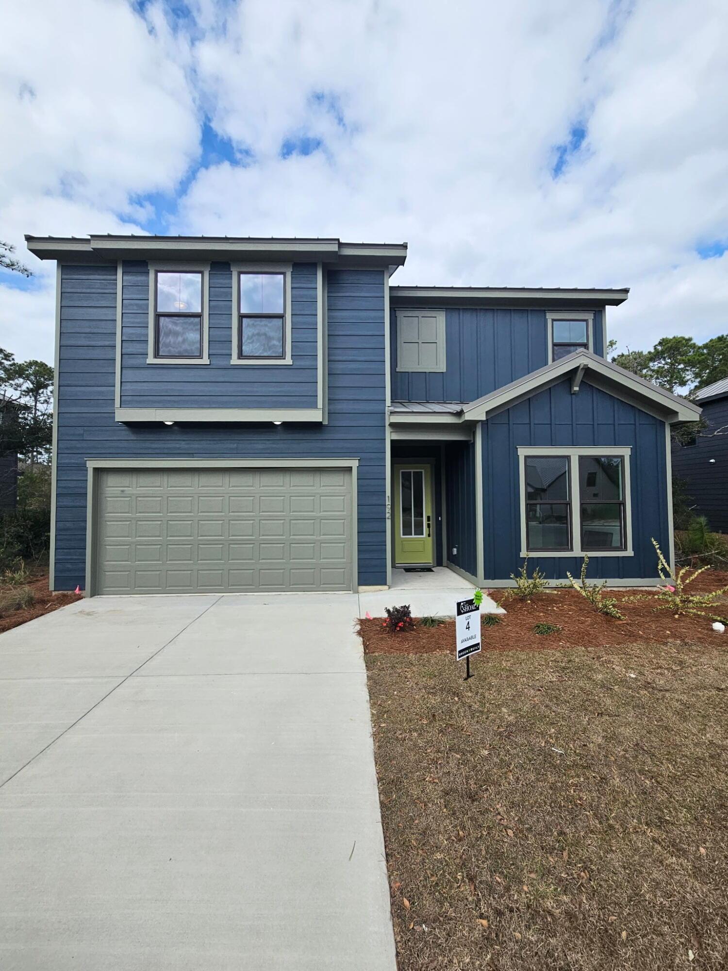 Image 1: Lot 4