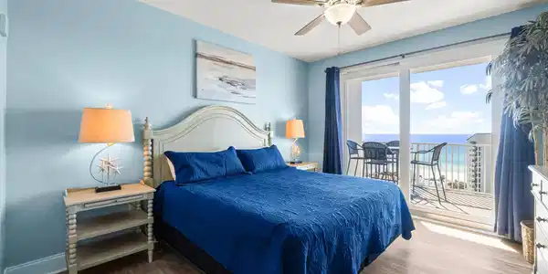 Image 2: 20-web-or-mls-9902-S-Thomas-Dr-1107-19