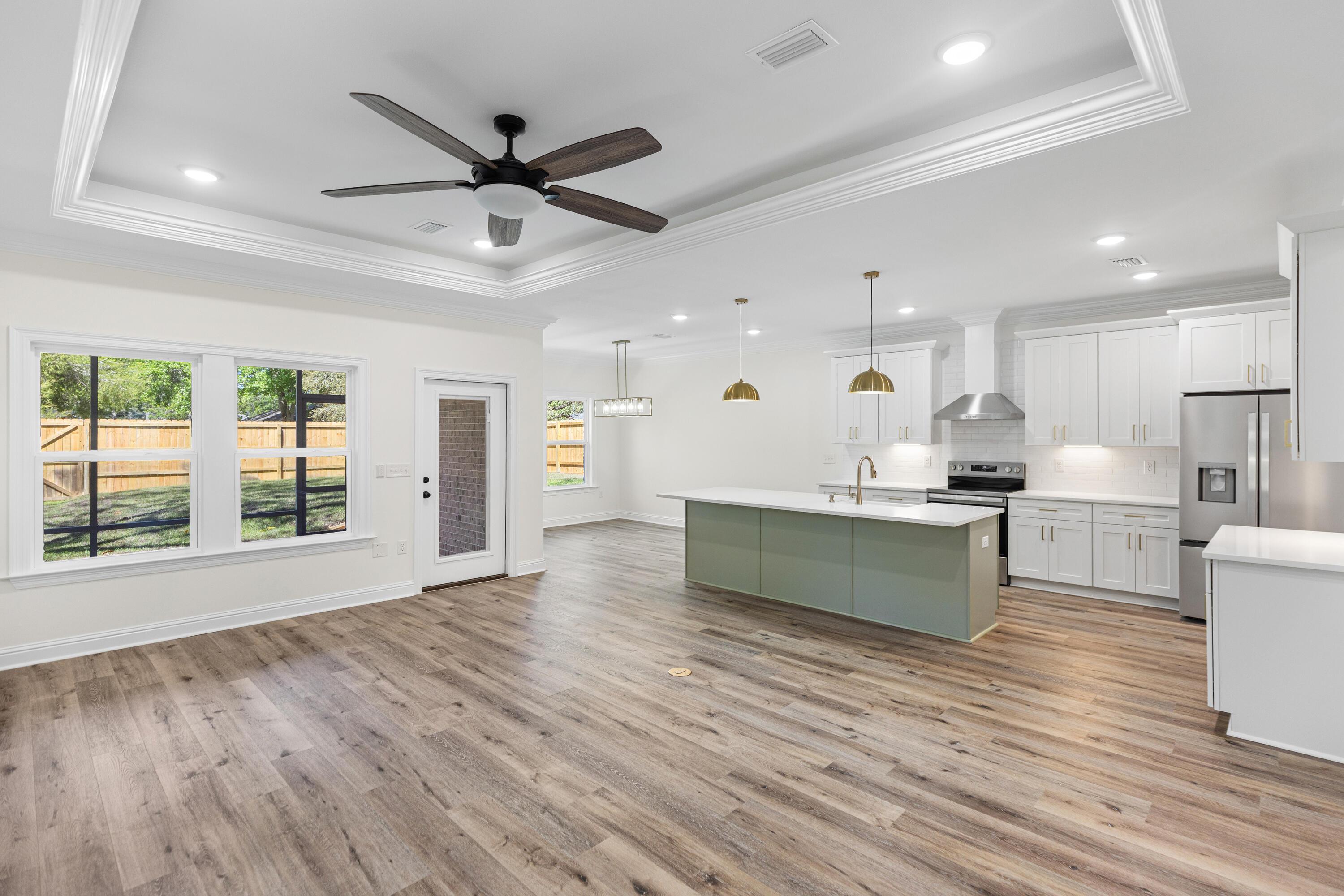Image 4: 132OwenSt-Niceville-FL-028