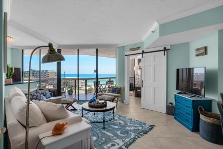 1096 Scenic Gulf Drive