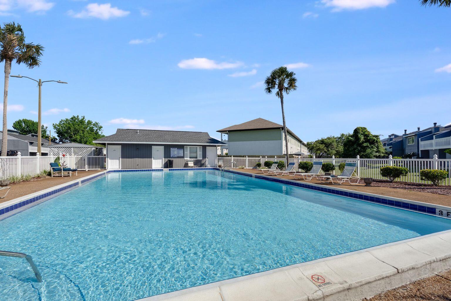 Image 2: pool picture 2