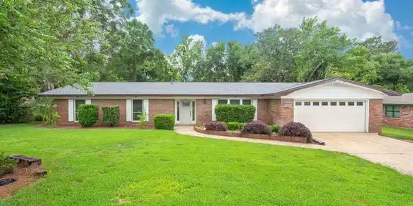 30 Birch Avenue
