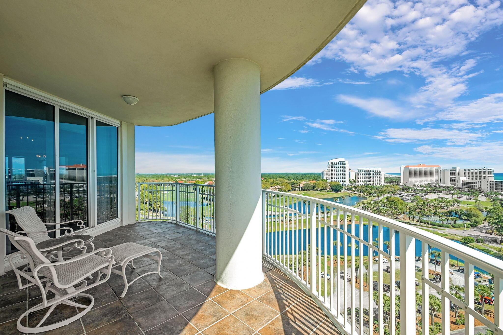 Image 3: 43-web-or-mls-dune-lake-studio-42