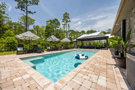 37 Deer Harbor Court
