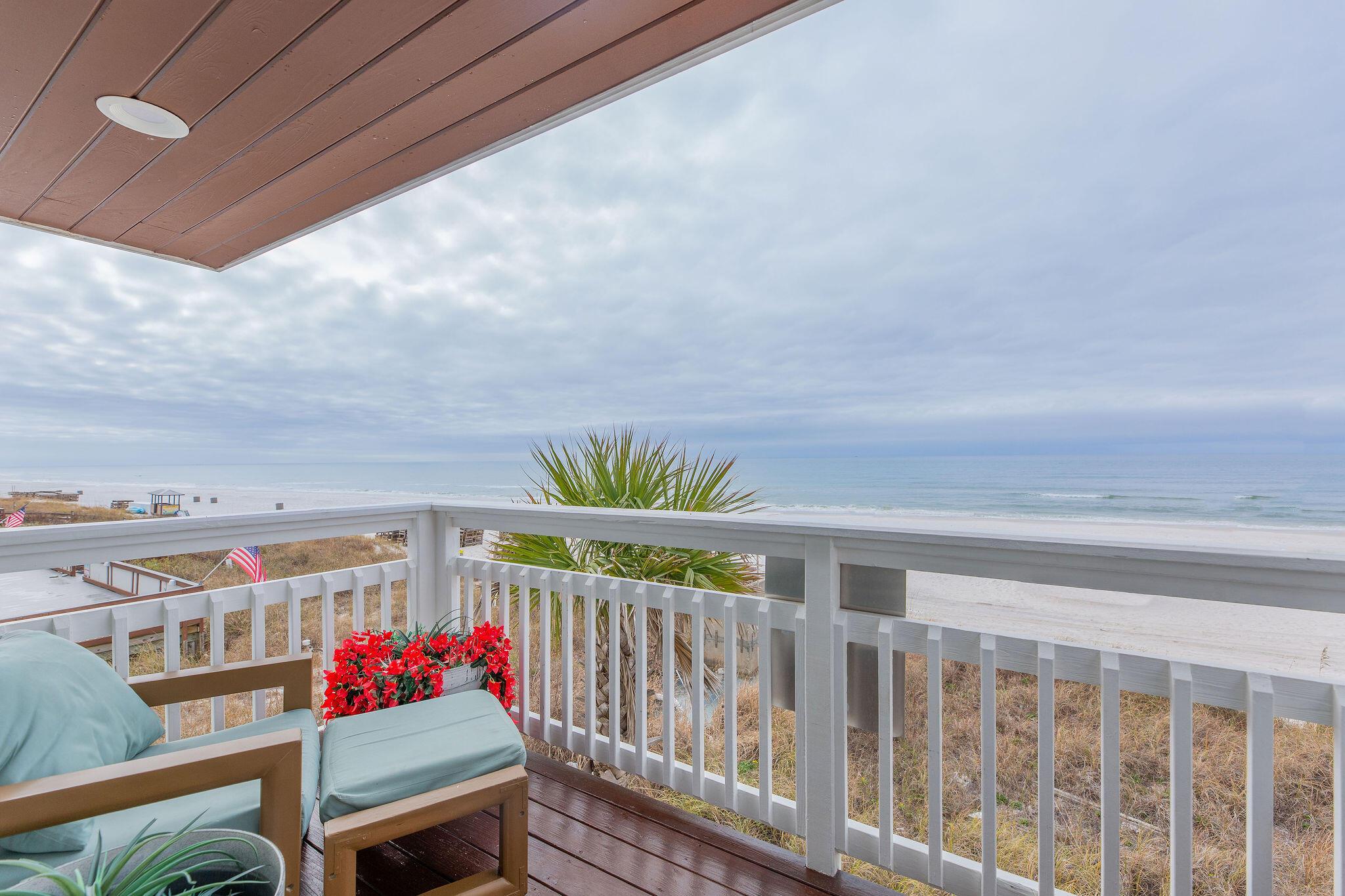Image 1: 5903 Gulf Dr.