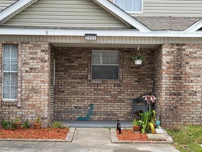 2405 Suwanee Lane