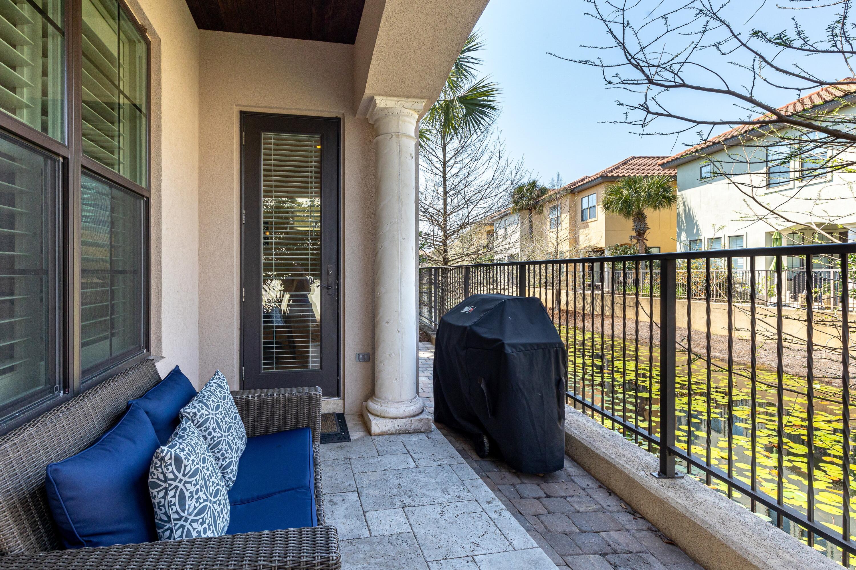 Image 4: patio