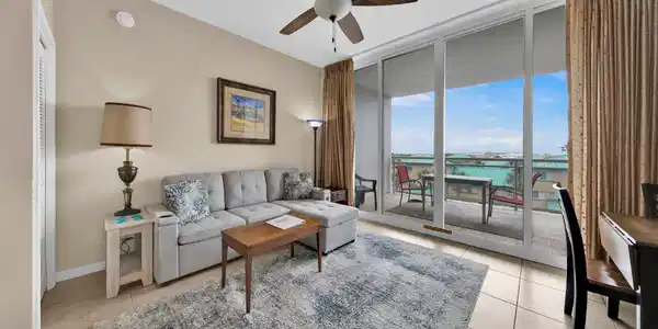 Image 2: Living Room