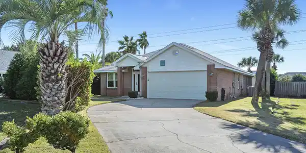 4660 Sunsail Circle