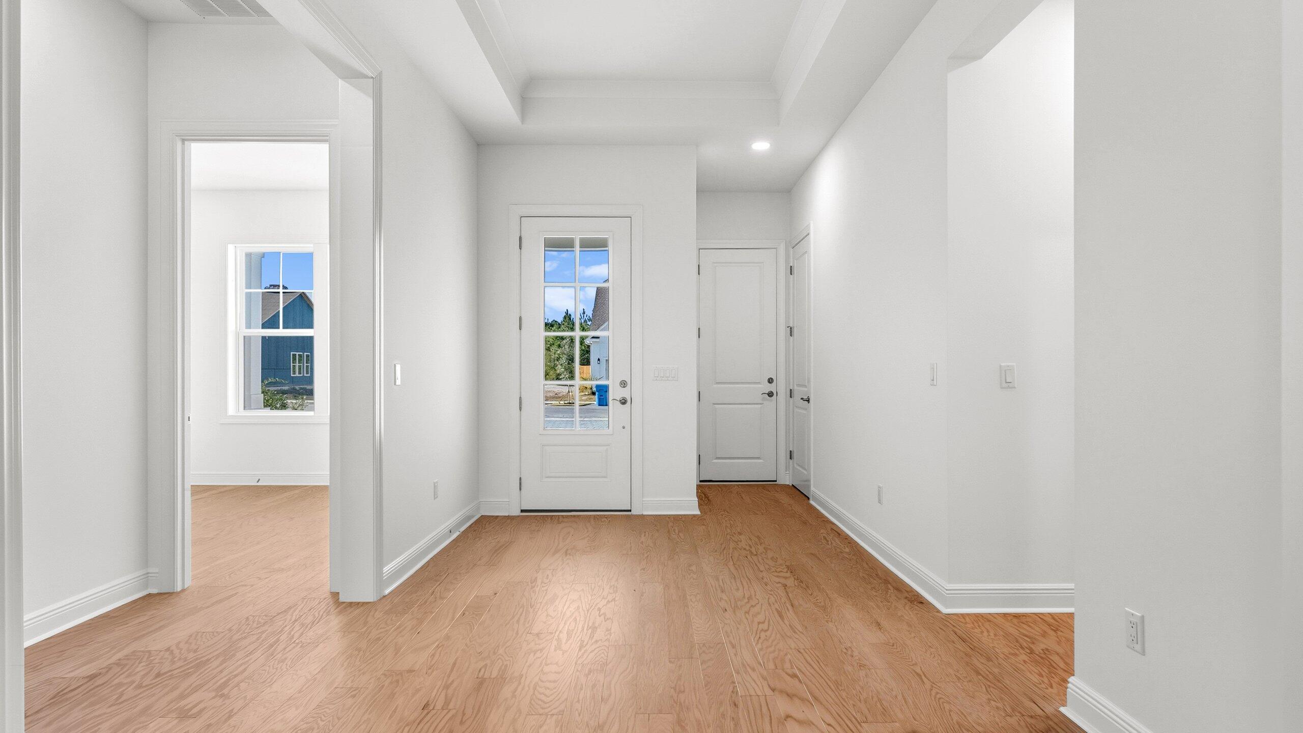 Image 3: Entry