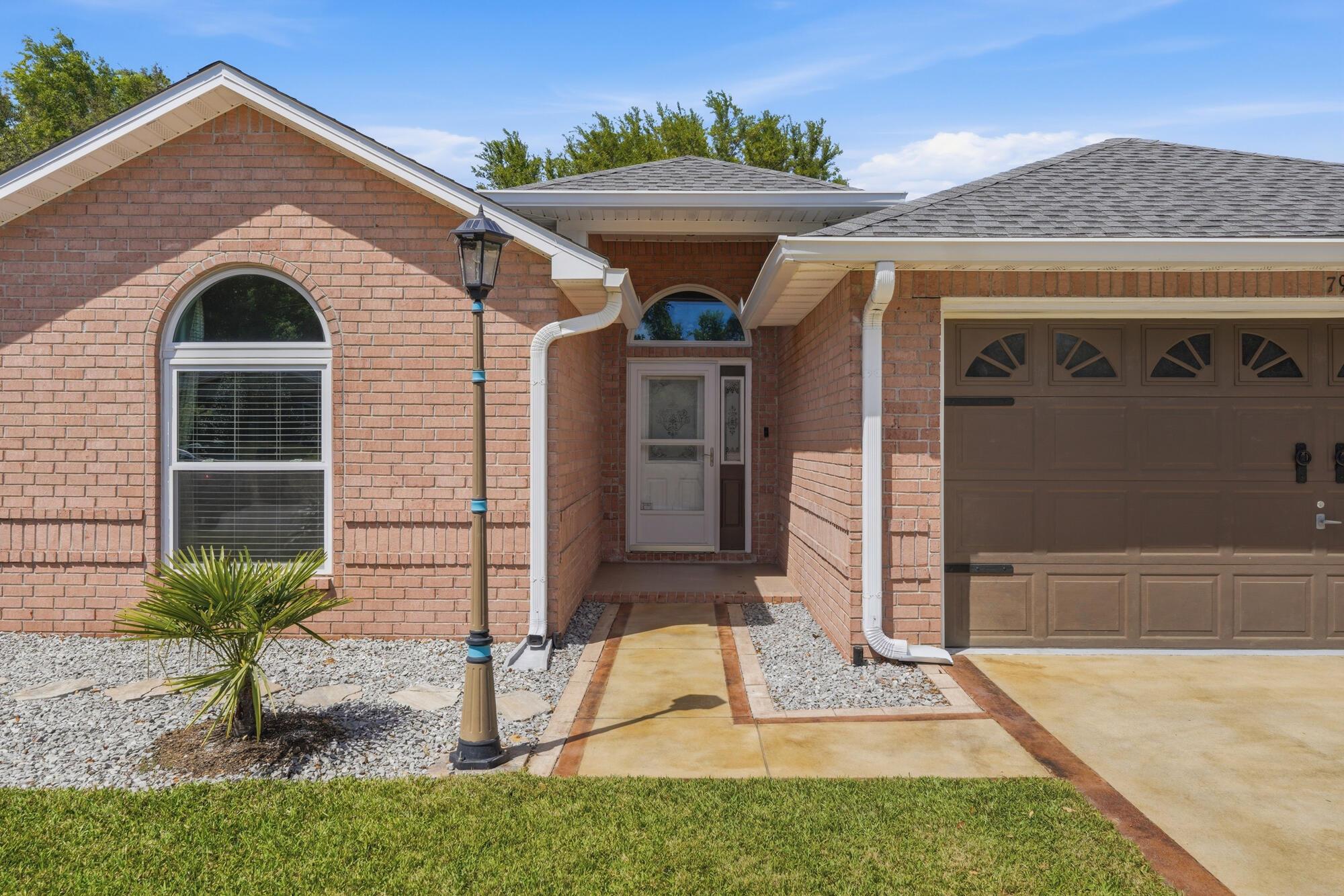 Image 4: 7983 Lola Cir