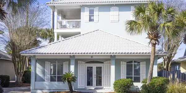 21 Onyx Cove