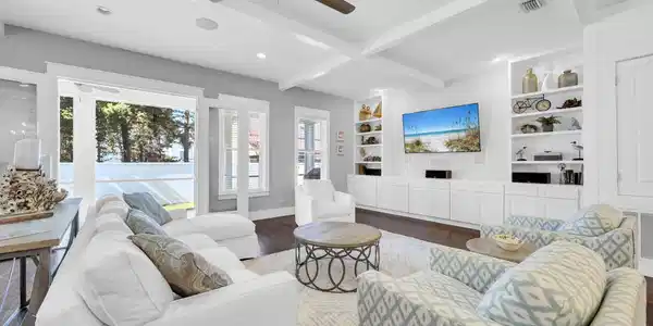 Image 3: 21-web-or-mls-DSC06606