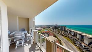 11800 Front Beach Road