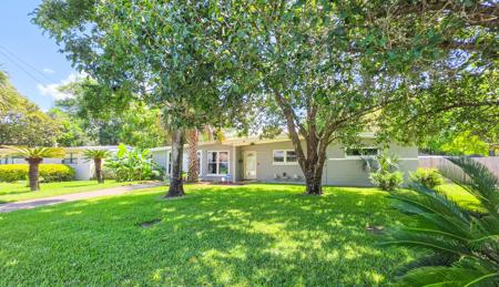 320 Stacy Circle