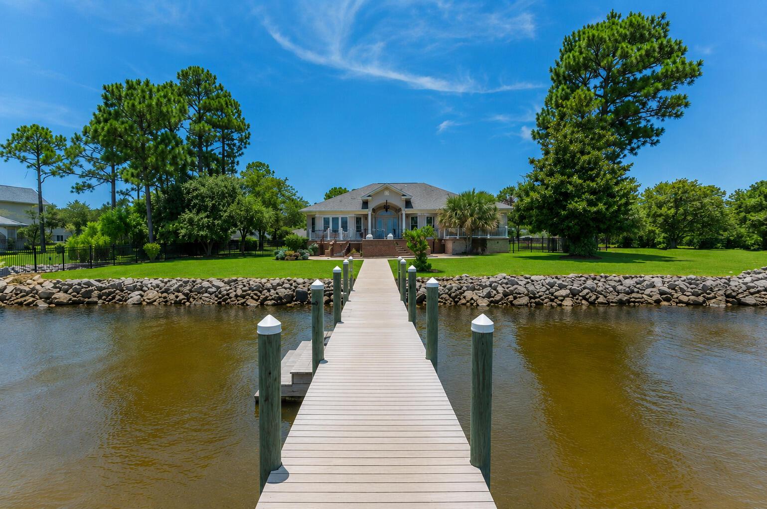 Image 1: 1441 Driftwood Point Road