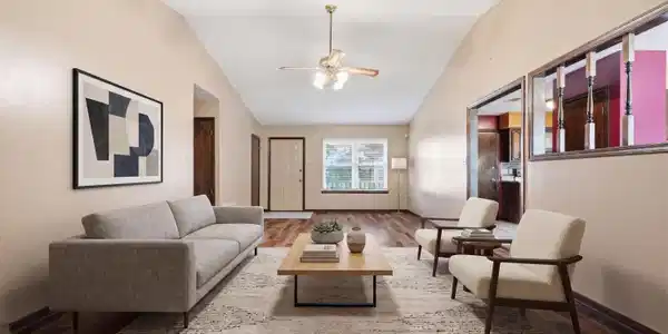 Image 2: Living Room 1