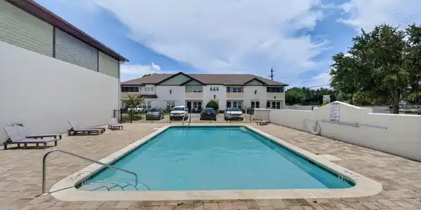 Image 4: Destin Oaks Pool