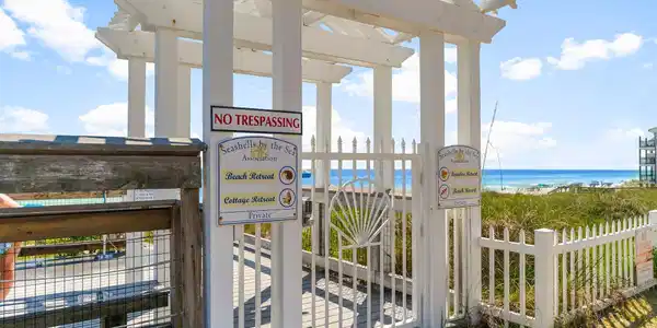 Image 4: 64-web-or-mls-158 Sandy Cay Dr-67