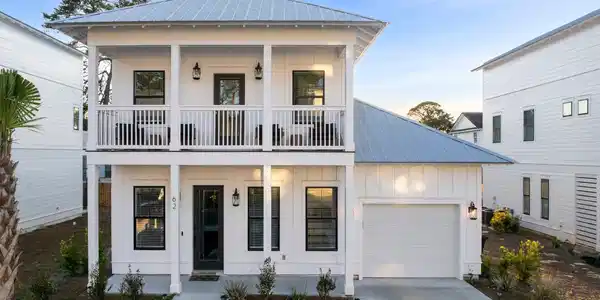 62 Bella Vista Court