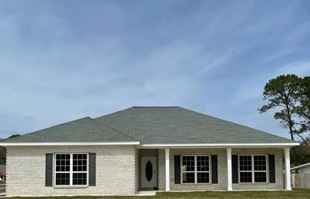 301 NE Ohio Place