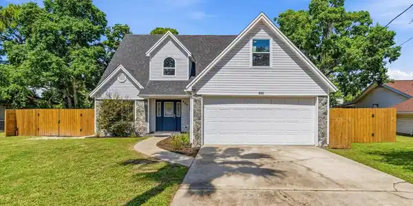 209 Seville Circle