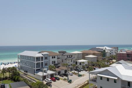 114 Mainsail Drive