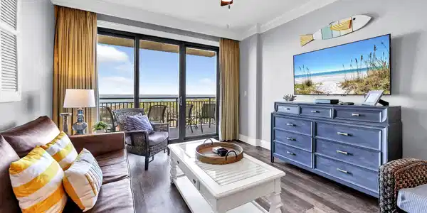 10 Harbor Boulevard