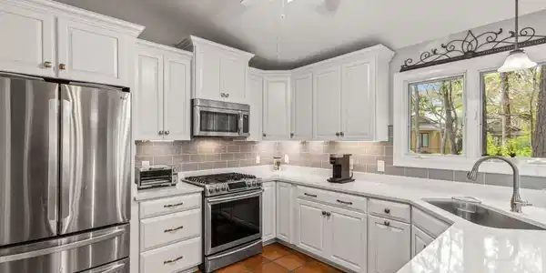 Image 3: 8836 St Andrews Dr, Destin, FL 32550, US