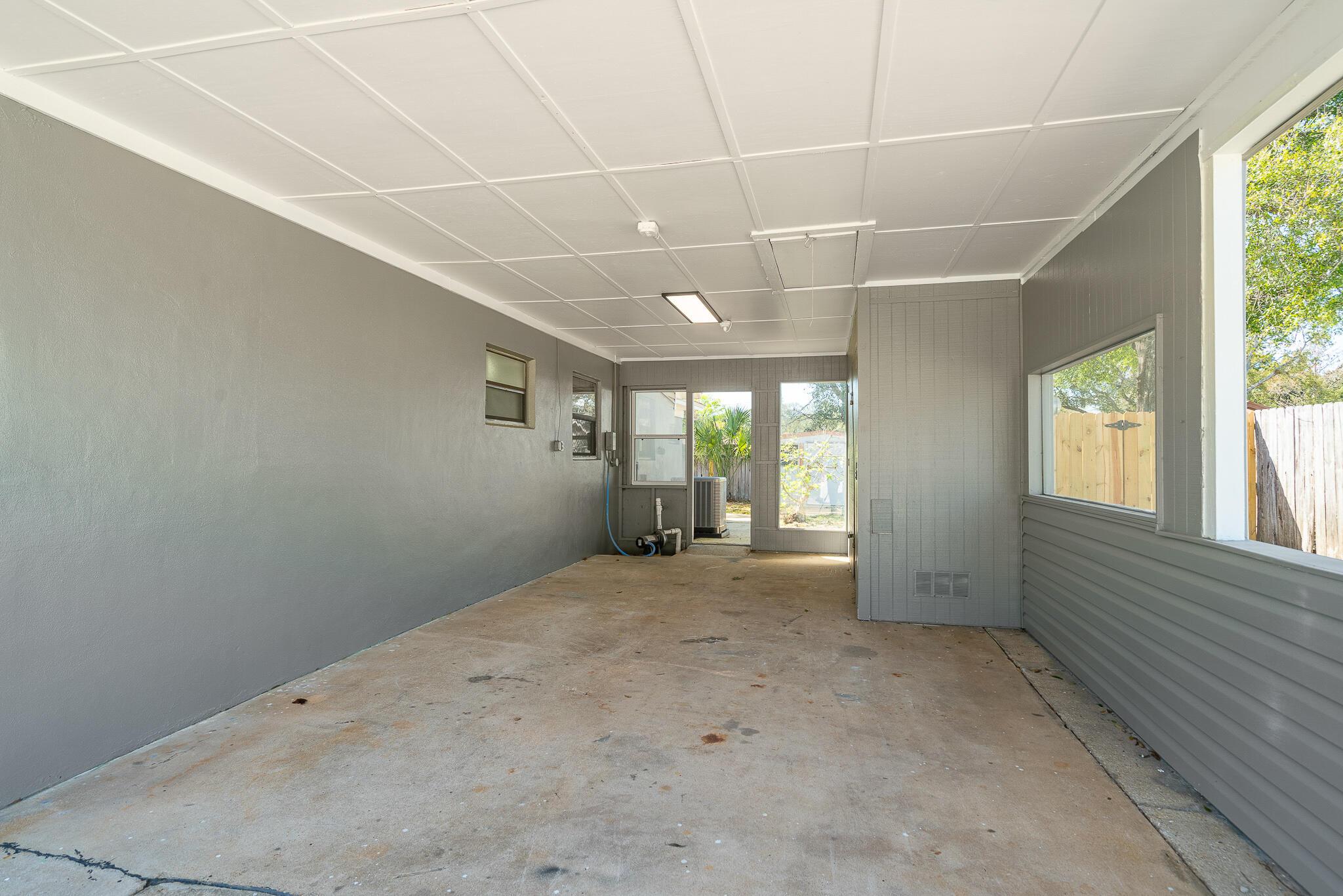 Image 4: 41 Stonehenge-3