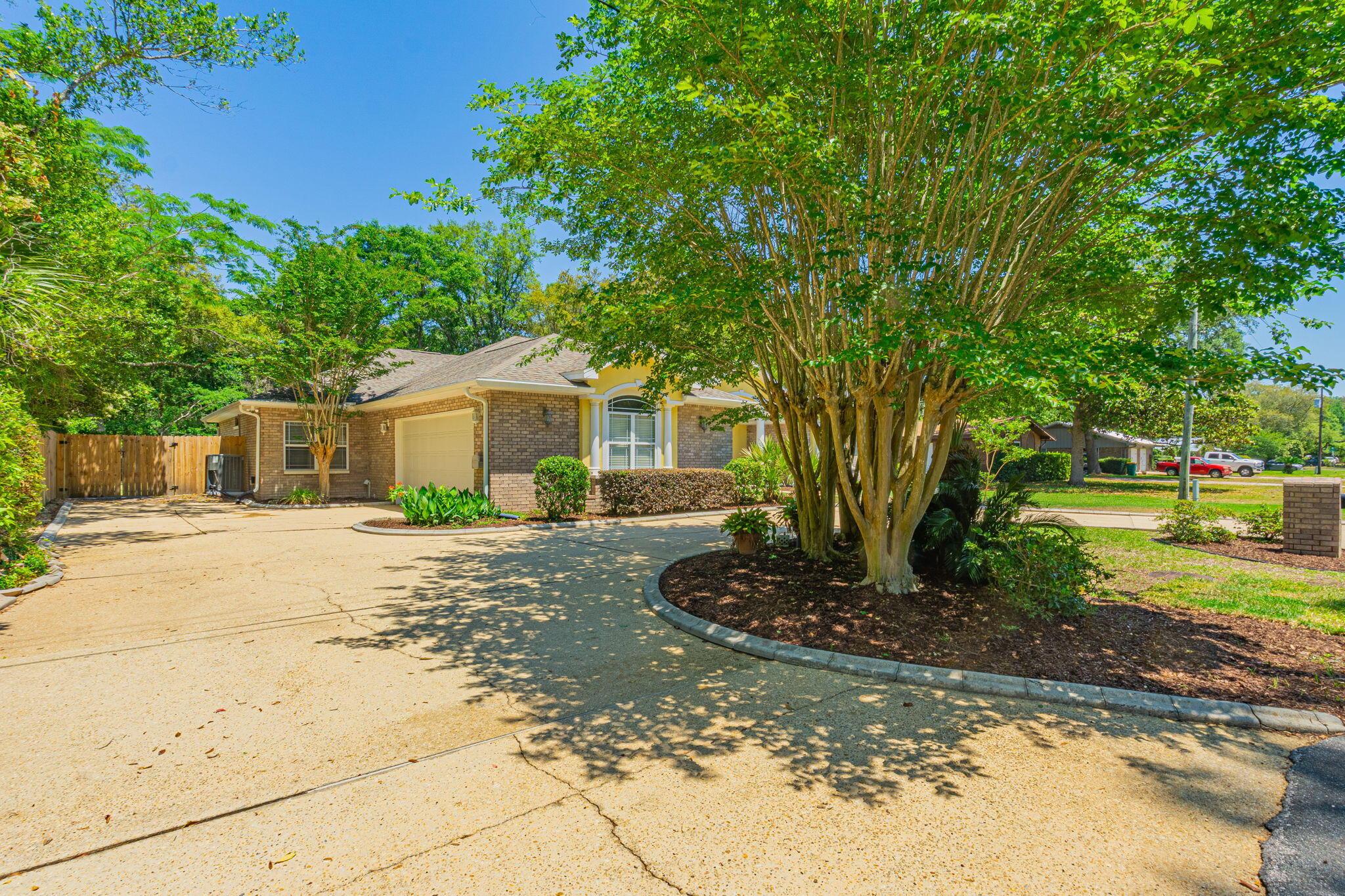 Image 2: 2-web-or-mls-2 DSC06355-HDR-12