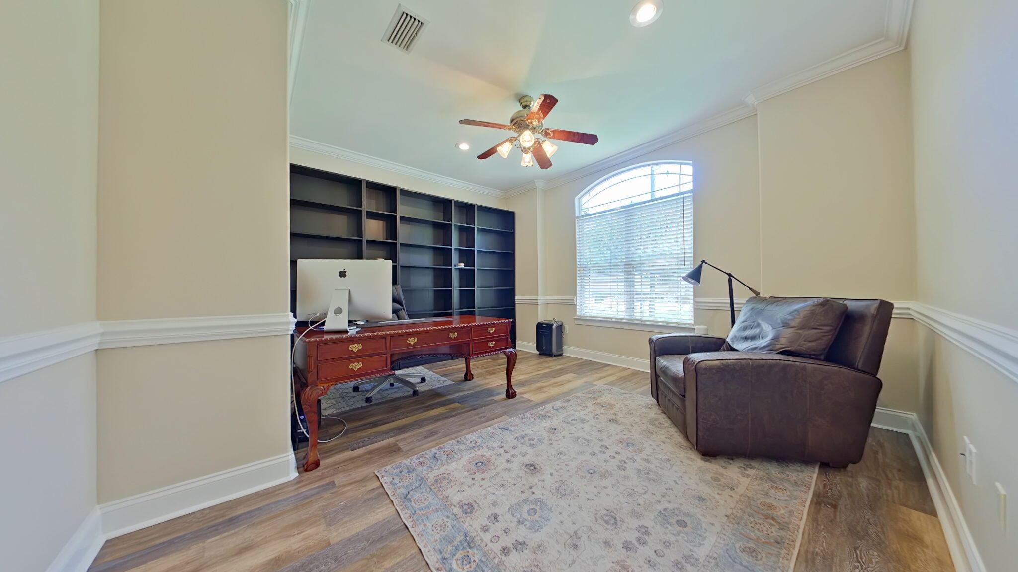 Image 3: 20-web-or-mls-18 Bedroom 2-9