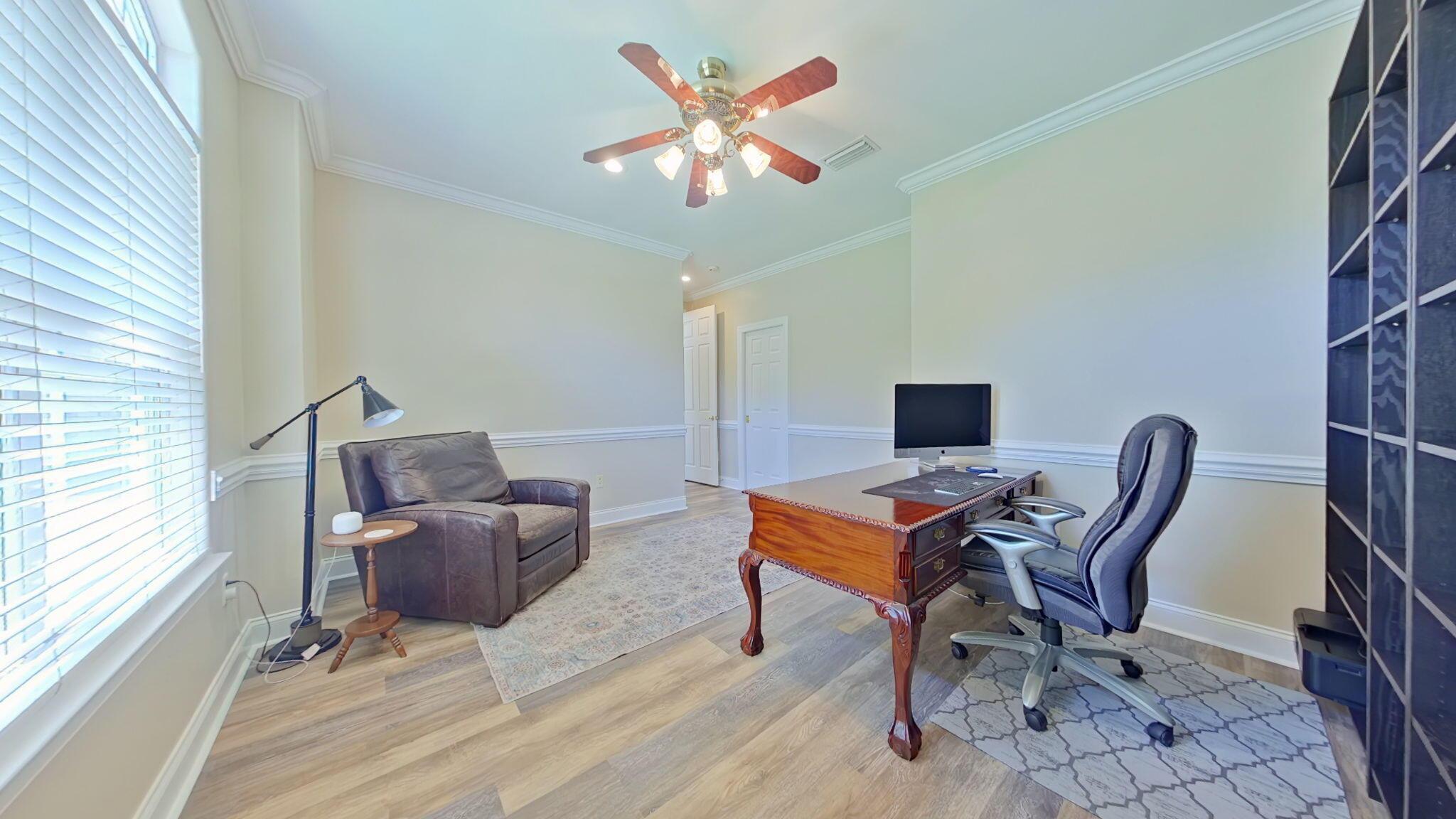 Image 4: 21-web-or-mls-19 Bedroom 2-10