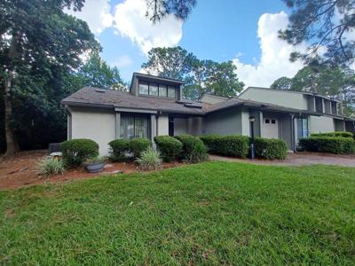 120 Gleneagles Drive