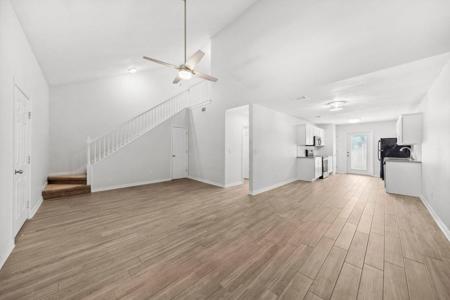 868 Dunwoody Place