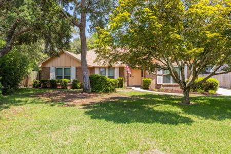 612 Nassau Drive