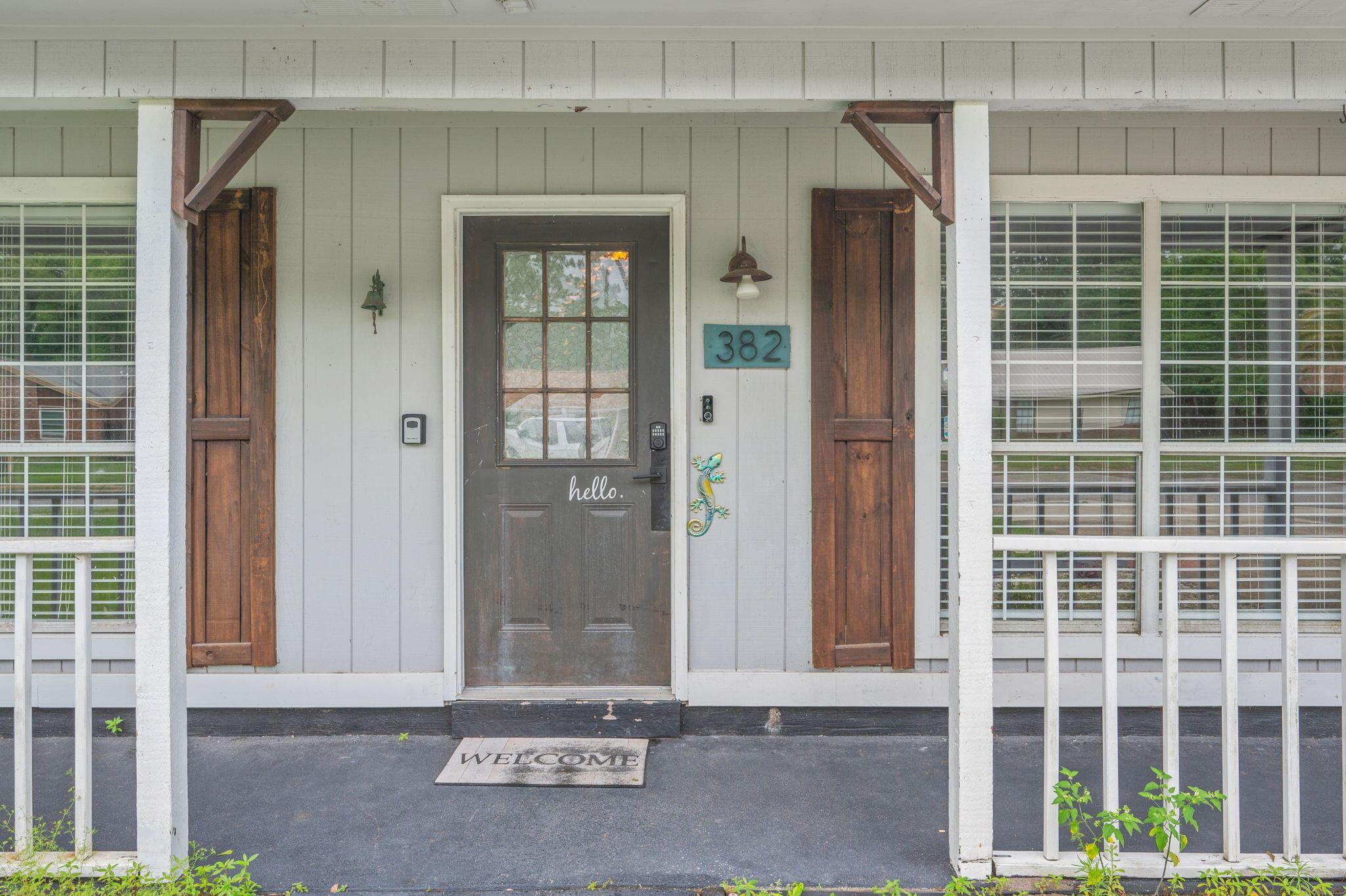 Image 4: front door