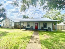 113 Meadow Woods Lane
