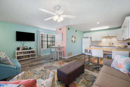 17462 Front Beach Rd 74 E Road