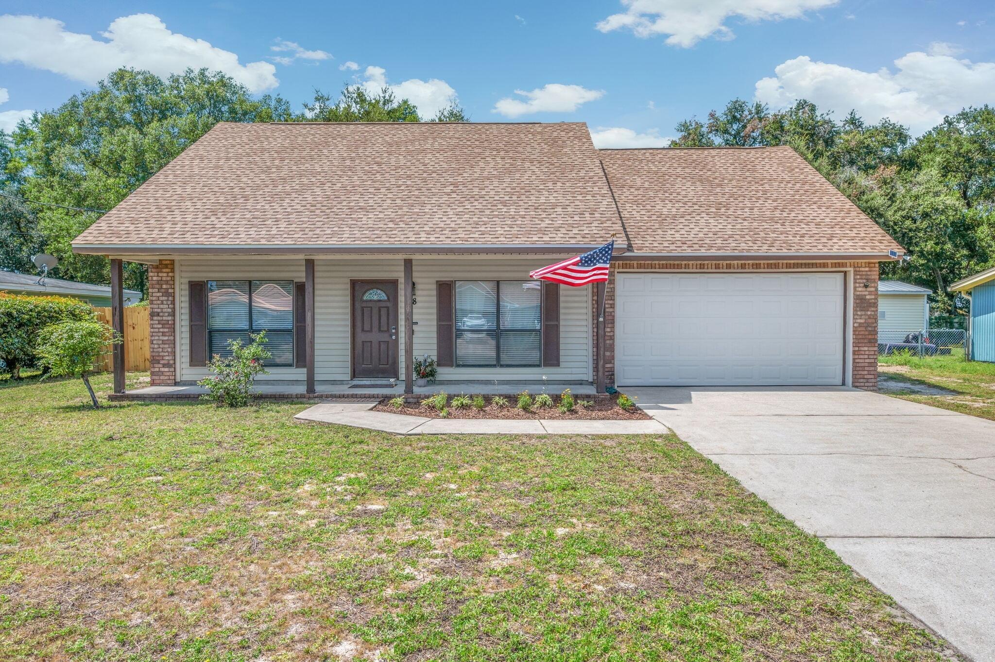 Image 2: 1-web-or-mls-38-poulton-dr-nw