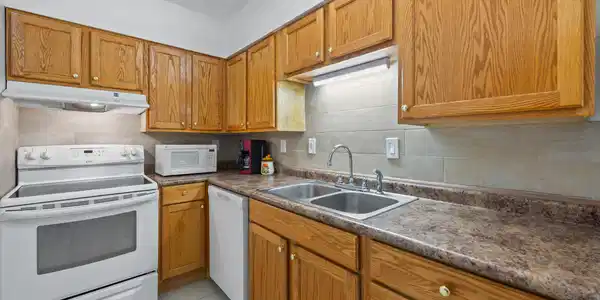 209 W Miracle Strip Parkway