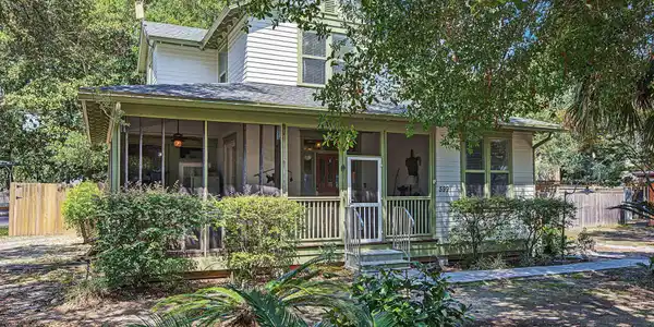 599 Third Avenue