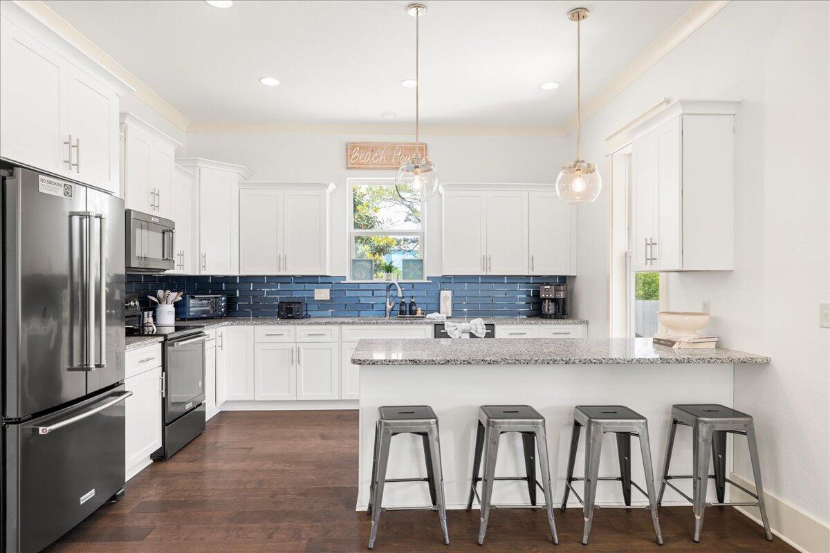 Image 2: Kitchen area