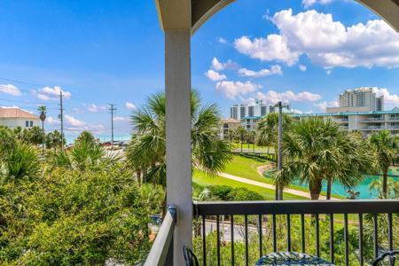 732 Scenic Gulf Drive