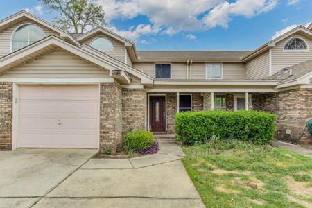 907 Piedmont Place