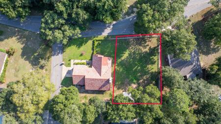 Lot 9 Dogwood Place