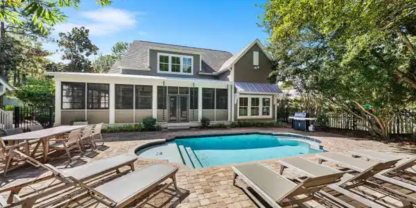 392 Wood Beach Drive