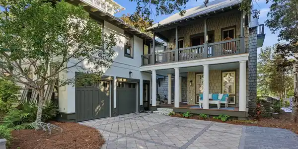 21 Blackwater Street