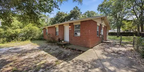 Image 3: Front side2